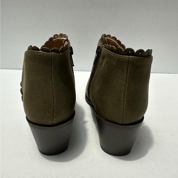Journee Collection Tessa Bootie, Olive, Size 6.5 - Picture 6 of 8